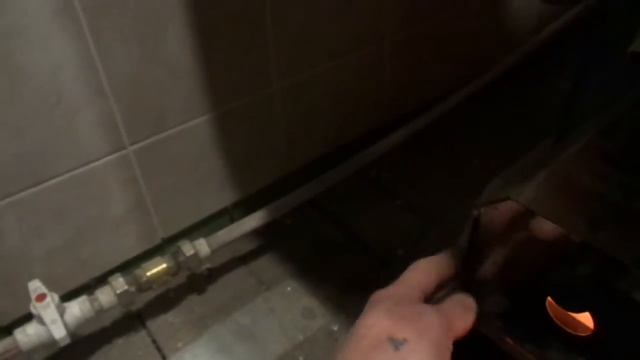 Водопровод в зимнее время смотреть онлайн