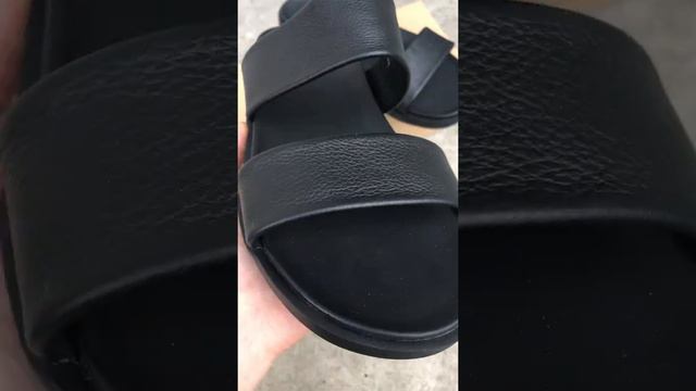 Мужские шлепки смотреть онлайн