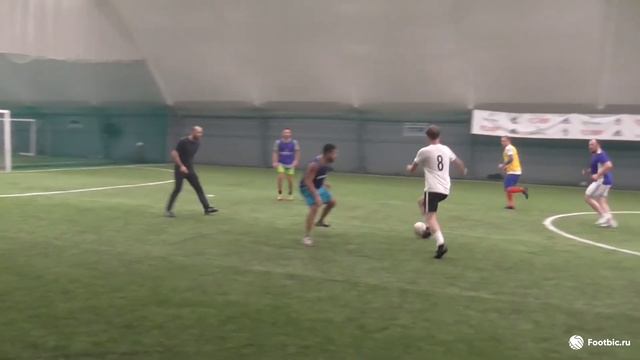 FOOTBIC.RU. Видеообзор 10.09.2018 (Метро Марьина Роща). Любительский футбол смотреть онлайн