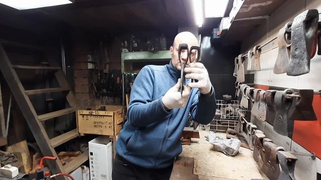 Посылка с топорами из Ярославской области. 2ая часть трилогии смотреть онлайн