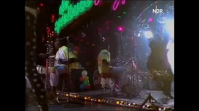 Gibson Brothers - Cuba 88' (live) смотреть онлайн