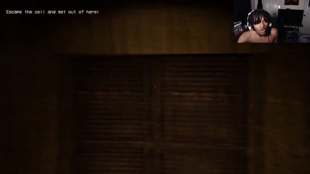 Walls Closing In (OMG) смотреть онлайн