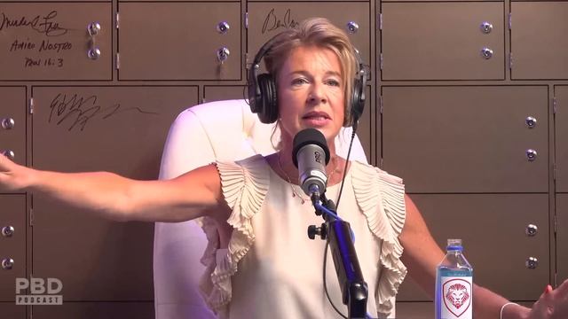 Adam Sosnick And Katie Hopkins Get Into HEATED Debate смотреть онлайн