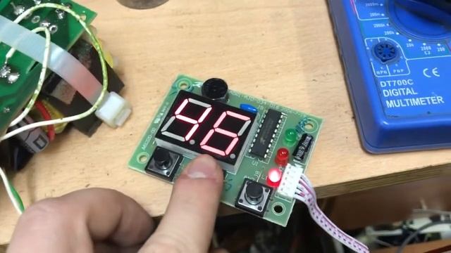 Демонстрация работы платы управления после ремонта водонагревателя Thermex IF 50 V. смотреть онлайн