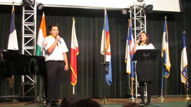 Amanda Diaz and Flavio Moreno Praising Jesus! смотреть онлайн