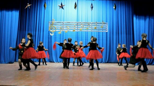 Танец Красные маки.