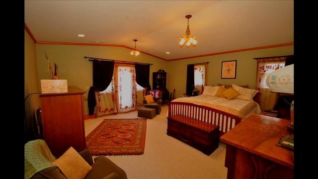 1655 Peachey Road, Ashland OR 97520 смотреть онлайн