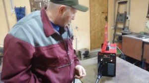 Купил дешевый полуавтомат EDON 190