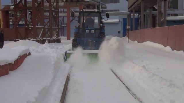 РЕТРАК-82.1-Дорожная-щетка смотреть онлайн
