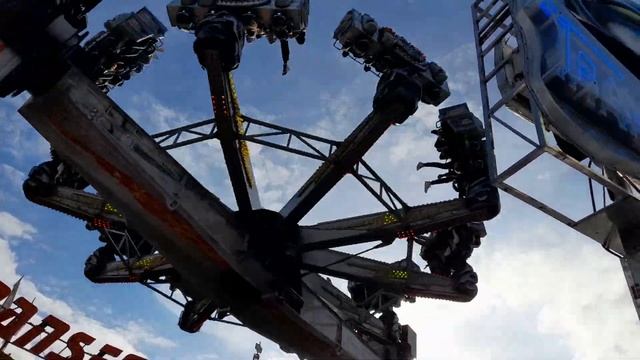 Transformers Schmidt offride Stuttgart Cannstatter Wasen 2022 смотреть онлайн