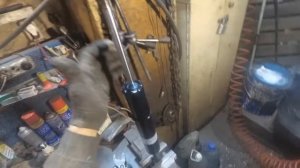 Audi. A6. A4. VW. Passat. B5. Замена передних стоек.