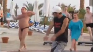 Песня "Женщина, я не танцую !"