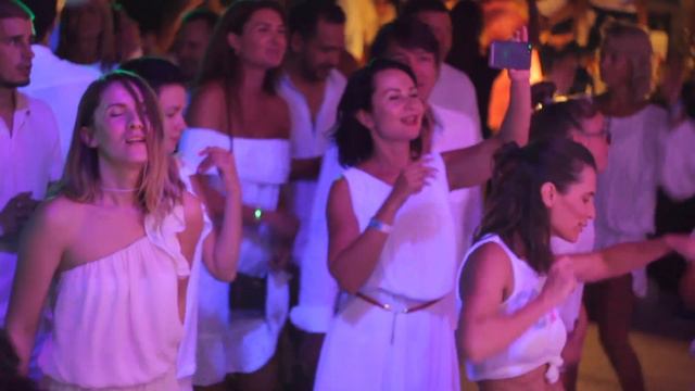 Пляжник. Дети Фиделя (Fidel's Kids) live from White Party 05.08.17 - Part 5 смотреть онлайн