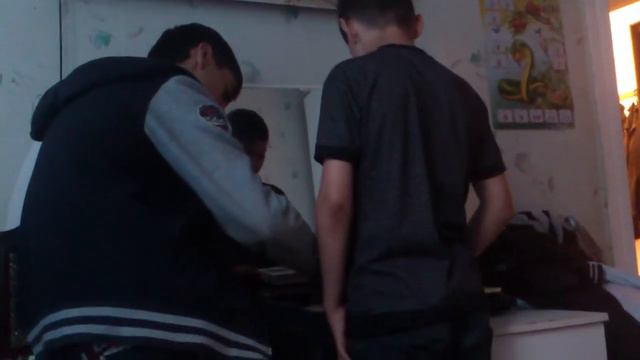 белалим на синтезаторе играют два брата смотреть онлайн