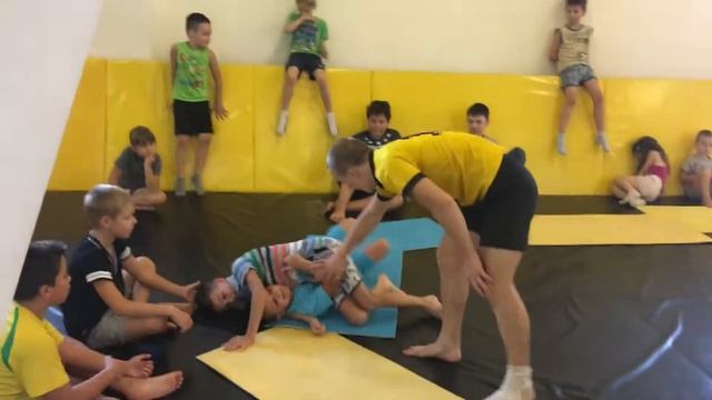 FightZone. Вольная борьба, детская группа смотреть онлайн