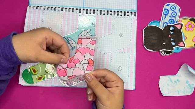 ? БУМАЖНЫЕ СЮРПРИЗЫ - ИГРУШКИ ДЛЯ КОТОВ ? Распаковка бумажных сюрпризов Лера смотреть онлайн