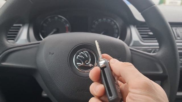 КЛЮЧ ЗАЖИГАНИЯ ШКОДА РАПИД КУПИТЬ ДУБЛИКАТ ВЫКИДНОГО ЧИП КЛЮЧА. Skoda Rapid привязка авто ключа смотреть онлайн