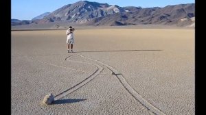 разгадка движущихся камней