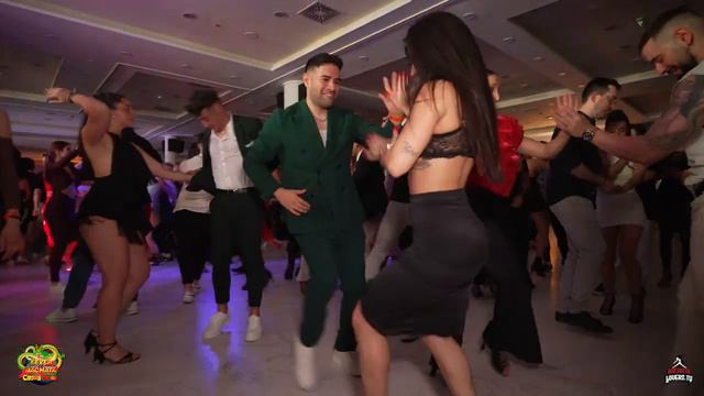 AVENTURA - LA BODAi MARCO Y NAHIR BACHATA SOCIAL DANCE BAILANDO EN BACHATA FEVER 2024 VALENCIA