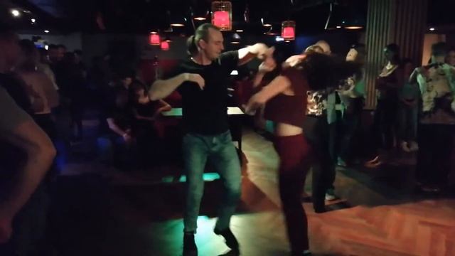 Зук. Андрей и Алиса смотреть онлайн