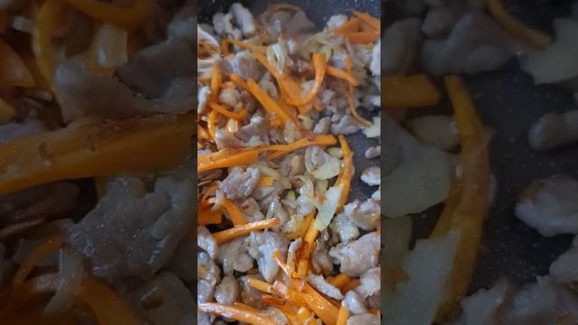 Лапша Удон со свининой смотреть онлайн