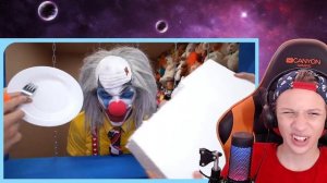 ВЛАД А4 ВЛАД А4 Запер КЛОУНА в НЕПРОБИВАЕМОМ ЯЩИКЕ ! РЕАКЦИЯ НА А4