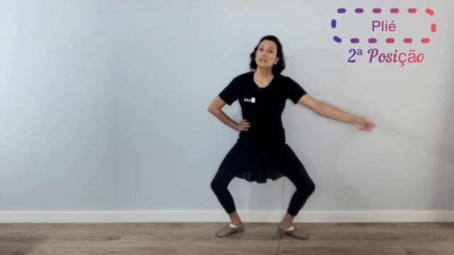 Aula 03/2021 - Ballet Neoclássico | 11 a 12 anos смотреть онлайн