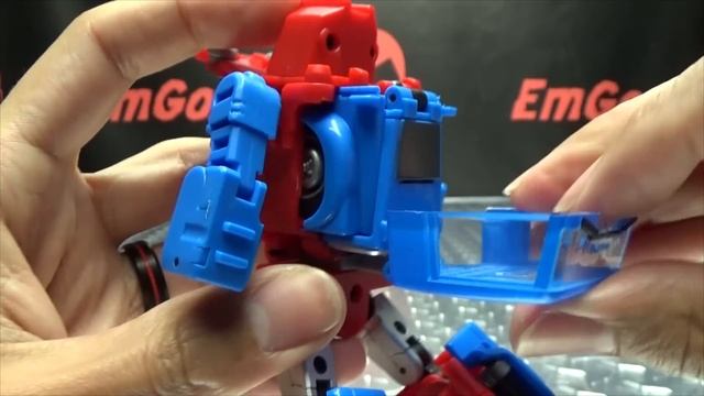 Bad Cube GRUMP (Masterpiece Gears): EmGo's Transformers Reviews N' Stuff смотреть онлайн