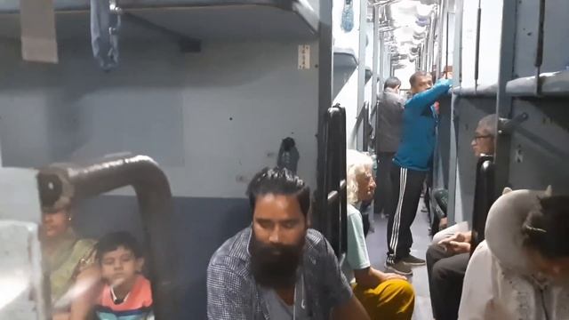 27. ВОЗВРАЩАЕМСЯ В АРАМБОЛЬ. ПОЕЗД ПОШЕЛ В МУМБАЙ... #goa #indian #арамболь #индия #my_first_vlog. смотреть онлайн