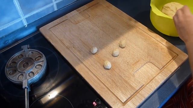 Печенье орешки со сгущенкой. смотреть онлайн