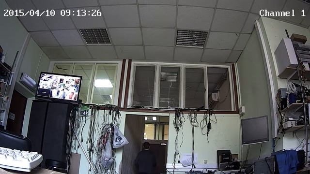 IP видеокамера 2 Mп DIVITEC DT IP2000DF I2P день смотреть онлайн