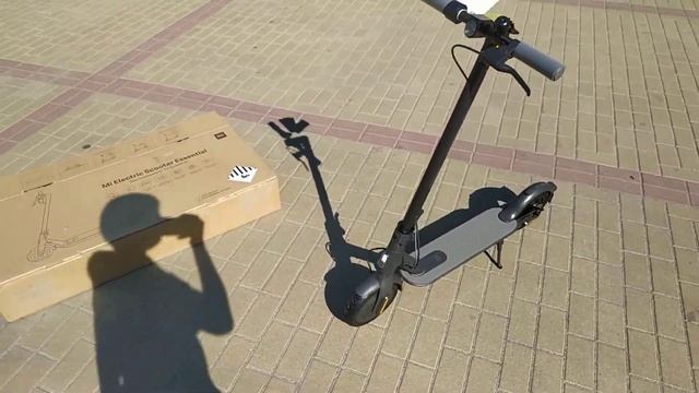 Самокат Xiaomi Mi Electric Scooter Essential Black 2020 Новый и улучшенный (DDHBC08NEB)
