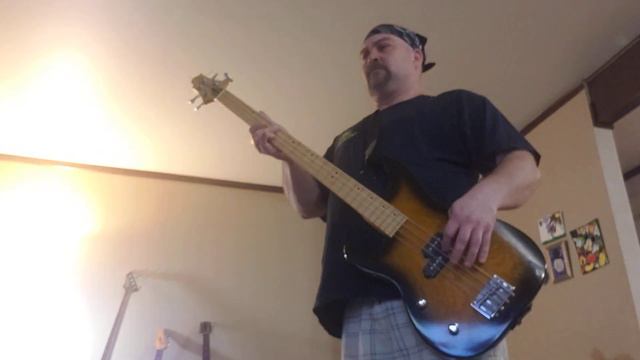#Yungblud #Fleabag #BASS COVER #TABS IN DESCRIPTION смотреть онлайн