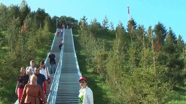 Уфа. Большая прогулка по столице Республики Башкортостан. Красивые дома и здания, зеленые улицы. смотреть онлайн