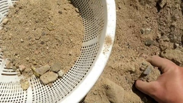 Really, more than 20 kg of gold and precious stones! Maximov Ro