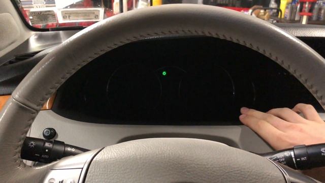 How to reset the oil maintenance required light on a 2007 Toyota Avalon смотреть онлайн