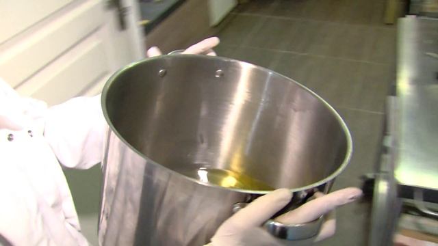 Vie des entreprises : une savonnerie artisanale à Montigny-le-Bretonneux смотреть онлайн