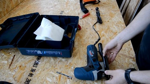 Лобзик BOSCH GST90E Обзор смотреть онлайн