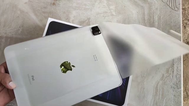 iPad Pro M1 unboxing and first look |iPad 11inch modal wifi+cellular with screen protector, case| смотреть онлайн