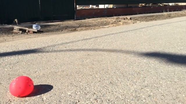 Прокалываем Шарики Шипами на Монстертраке! MonsterTruck With Spikes!