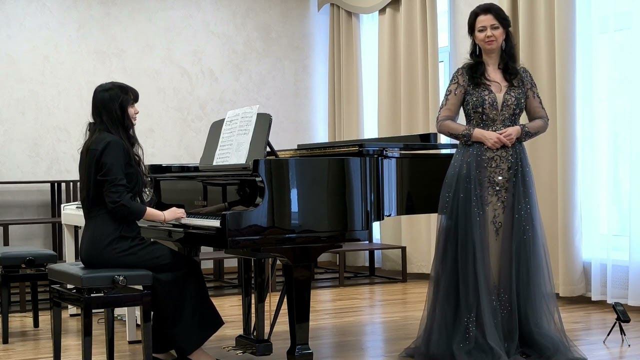 Дж. Керн - «Дым», Р.Н.П. «Травушка-муравушка». Исп. Сергеева Ксения смотреть онлайн