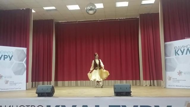 Татарский национальный танец Лауреат 1 степени Афиетуллова Дина смотреть онлайн