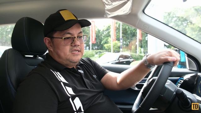 GAC GS3 Emzoom Tested! Vs Geely Coolray смотреть онлайн