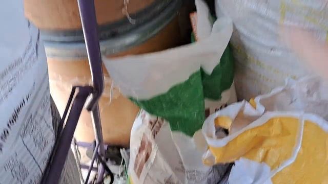 ПРОДАЛА БЕНТАМОК. ІНДИЧКИ ЗАГУЛЯЛИ ПО ДРУГОМУ КОЛУ. ЧИМ ГОДУЮ МОЛОДНЯК? смотреть онлайн