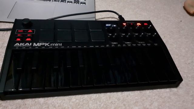 Chill Beats on Akai Mpk Mini Mk3 смотреть онлайн