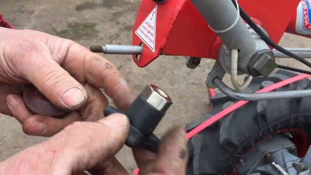 Демпфер переключения блокировки диференциала Мотор Сич смотреть онлайн