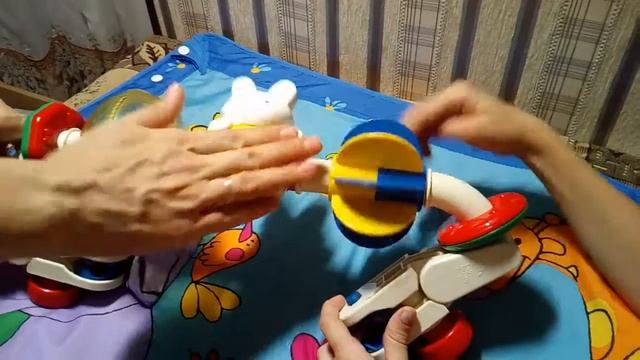 Розвиваюча дуга на коляску ELC смотреть онлайн