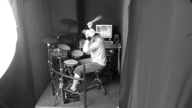 Metallica - The Thing That Should Not Be - Drum Cover смотреть онлайн
