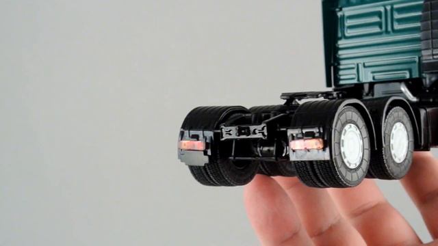 МАЗ-6430 [Автоистория] обзор масштабной модели 1:43 смотреть онлайн