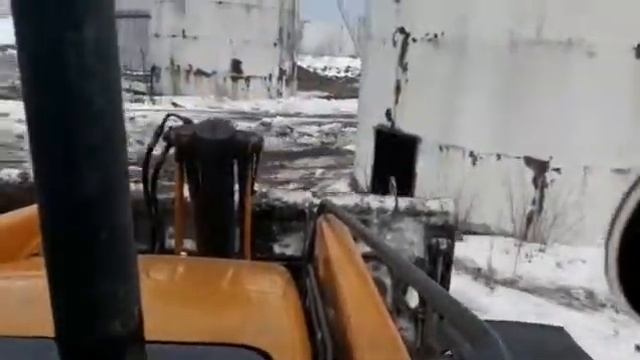 экскаватор погрузчик терекс смотреть онлайн